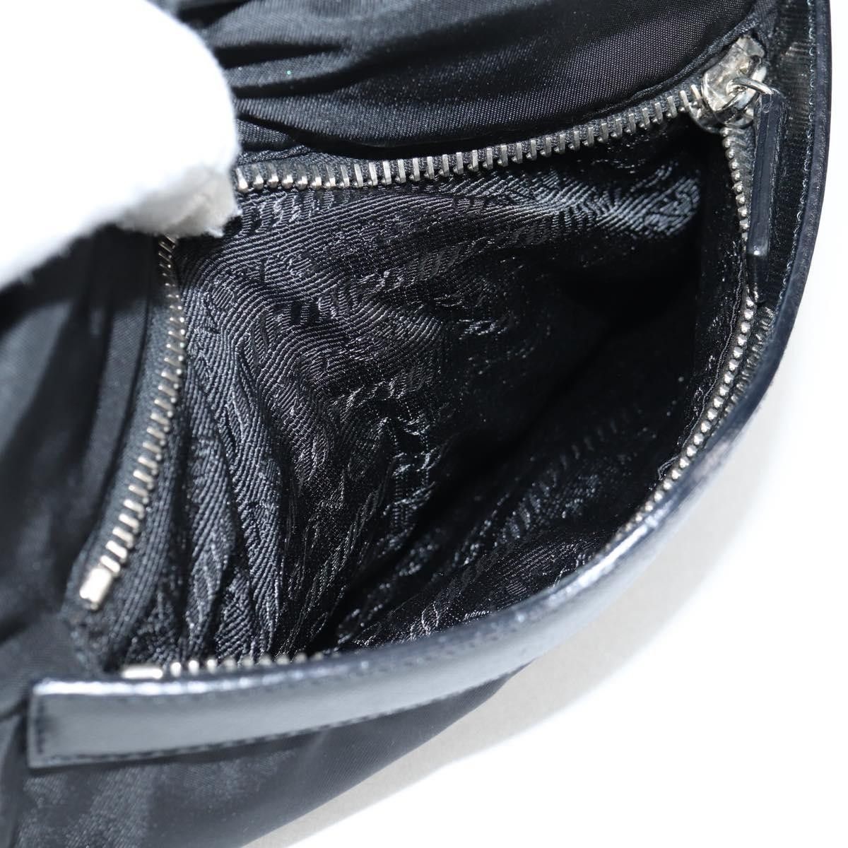 Prada Prada Vintage Front Pocket Shoulder Bag Nylon Size ONE SIZE - 22 Thumbnail