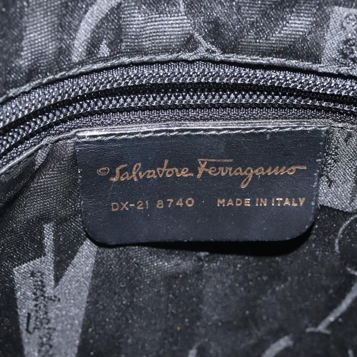 Salvatore Ferragamo Salvatore Ferragamo Vintage Zip Handbag Leather Size ONE SIZE - 6 Thumbnail