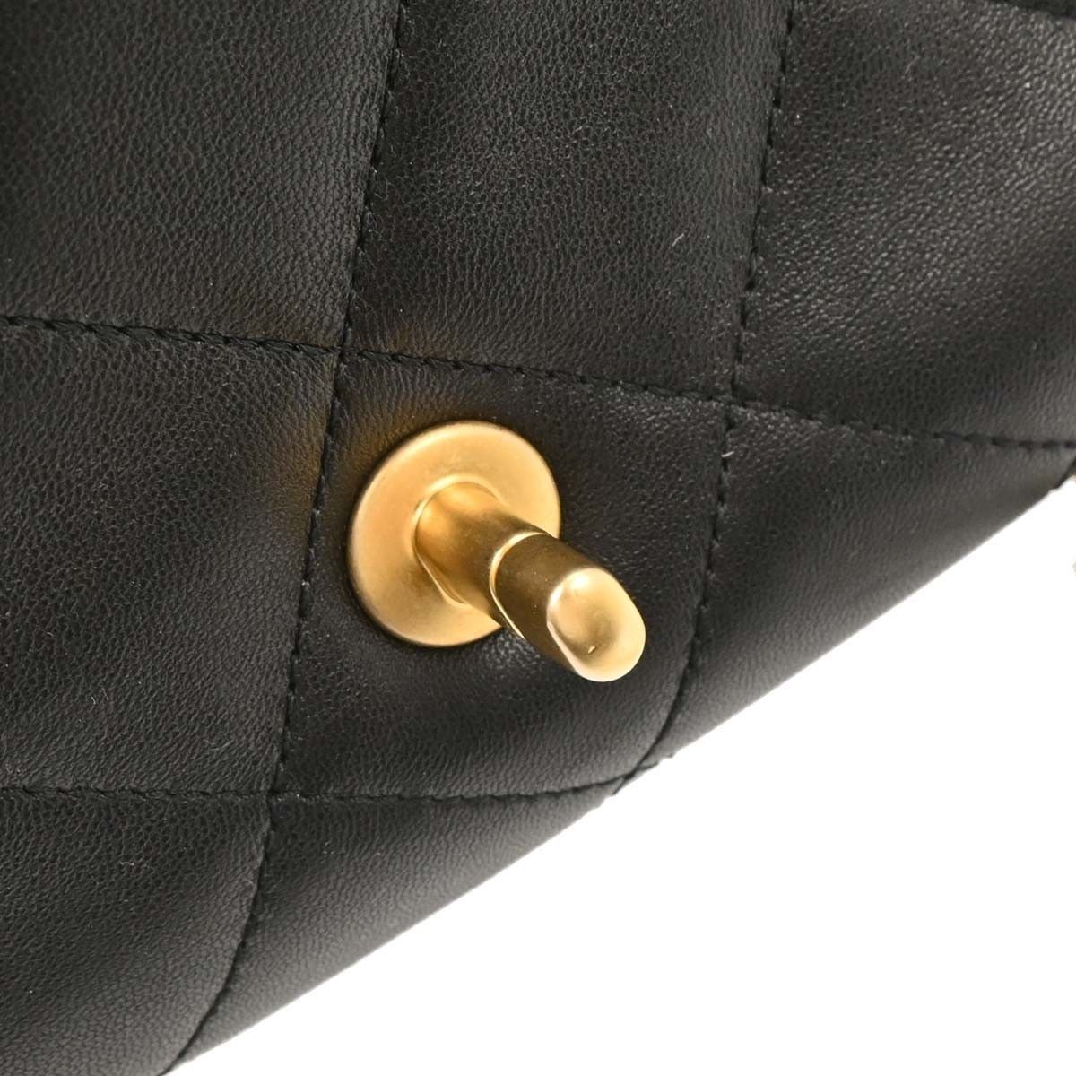 Chanel Chanel In The Loop Flap Bag Quilted Lambskin Size ONE SIZE - 8 Thumbnail
