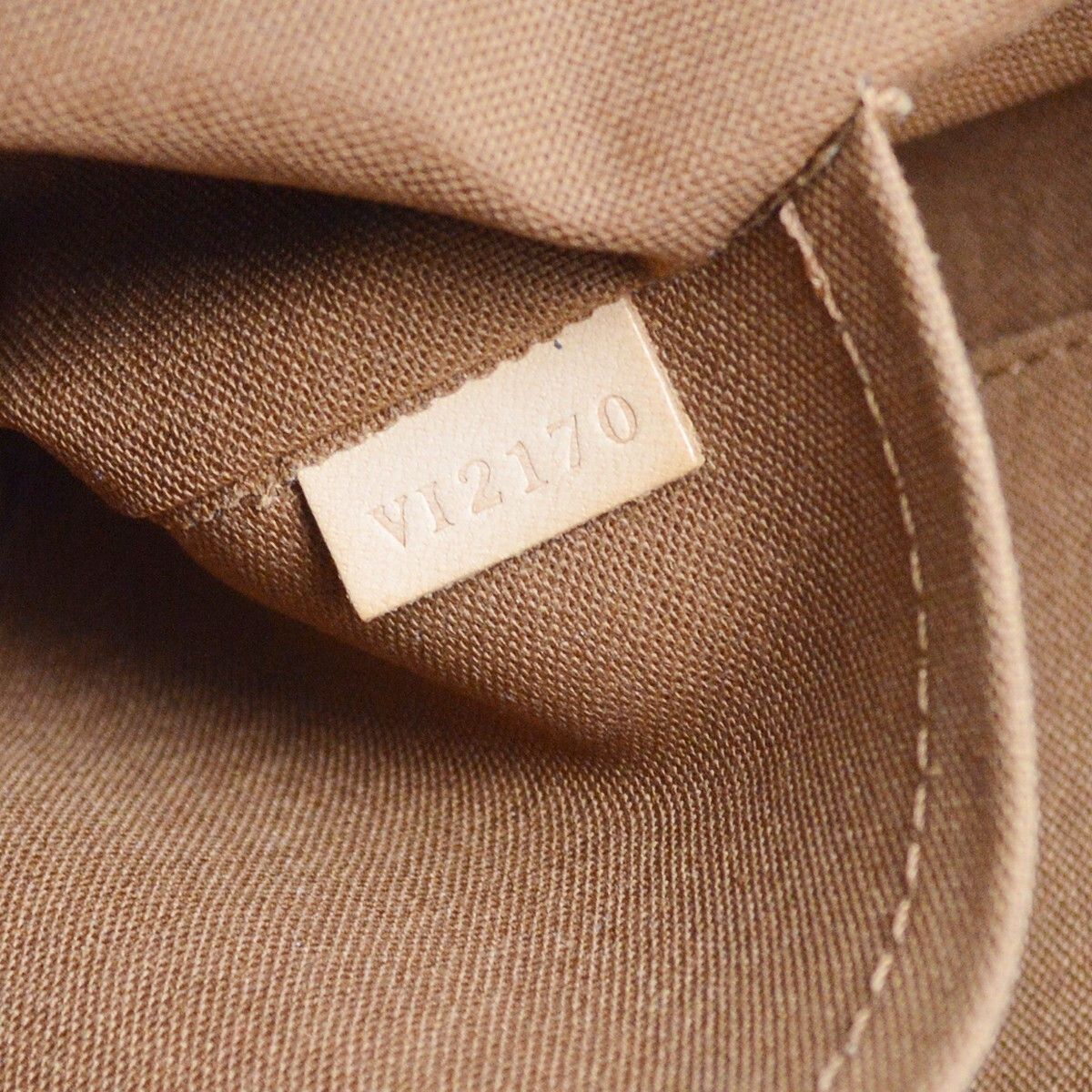 Louis Vuitton Louis Vuitton Palermo Handbag Monogram Canvas Size ONE SIZE - 4 Thumbnail