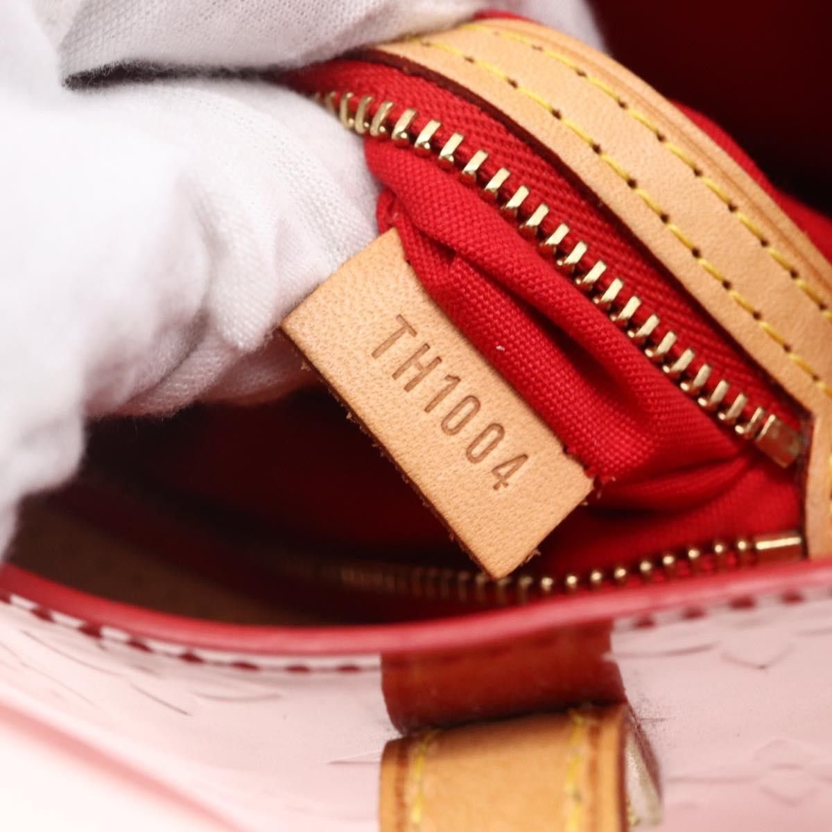 Louis Vuitton Louis Vuitton Reade Handbag Monogram Vernis Size ONE SIZE - 7 Thumbnail