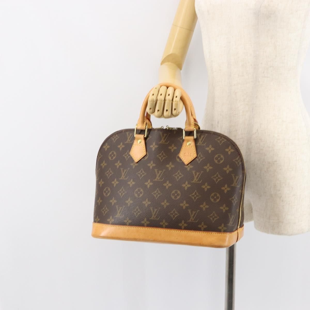 Louis Vuitton Louis Vuitton Alma Handbag Monogram Canvas Size ONE SIZE - 15 Thumbnail