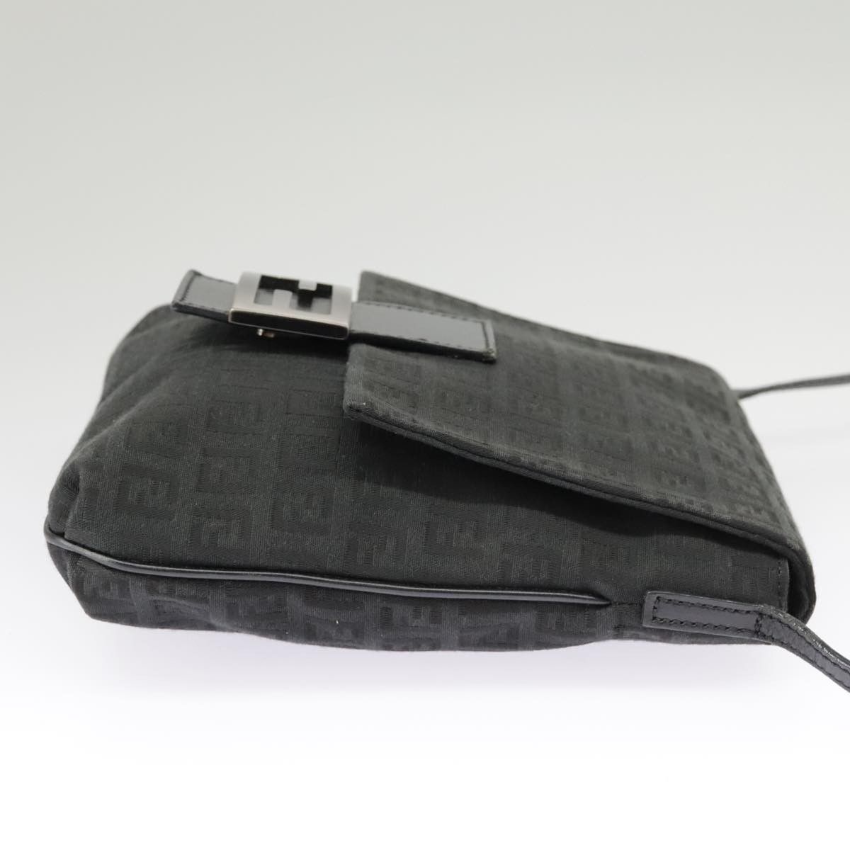 Fendi Fendi Mamma Baguette Shoulder Bag Canvas Size ONE SIZE - 4 Thumbnail