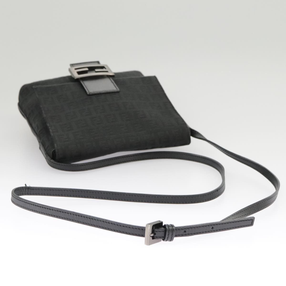 Fendi Fendi Mamma Baguette Shoulder Bag Canvas Size ONE SIZE - 8 Thumbnail