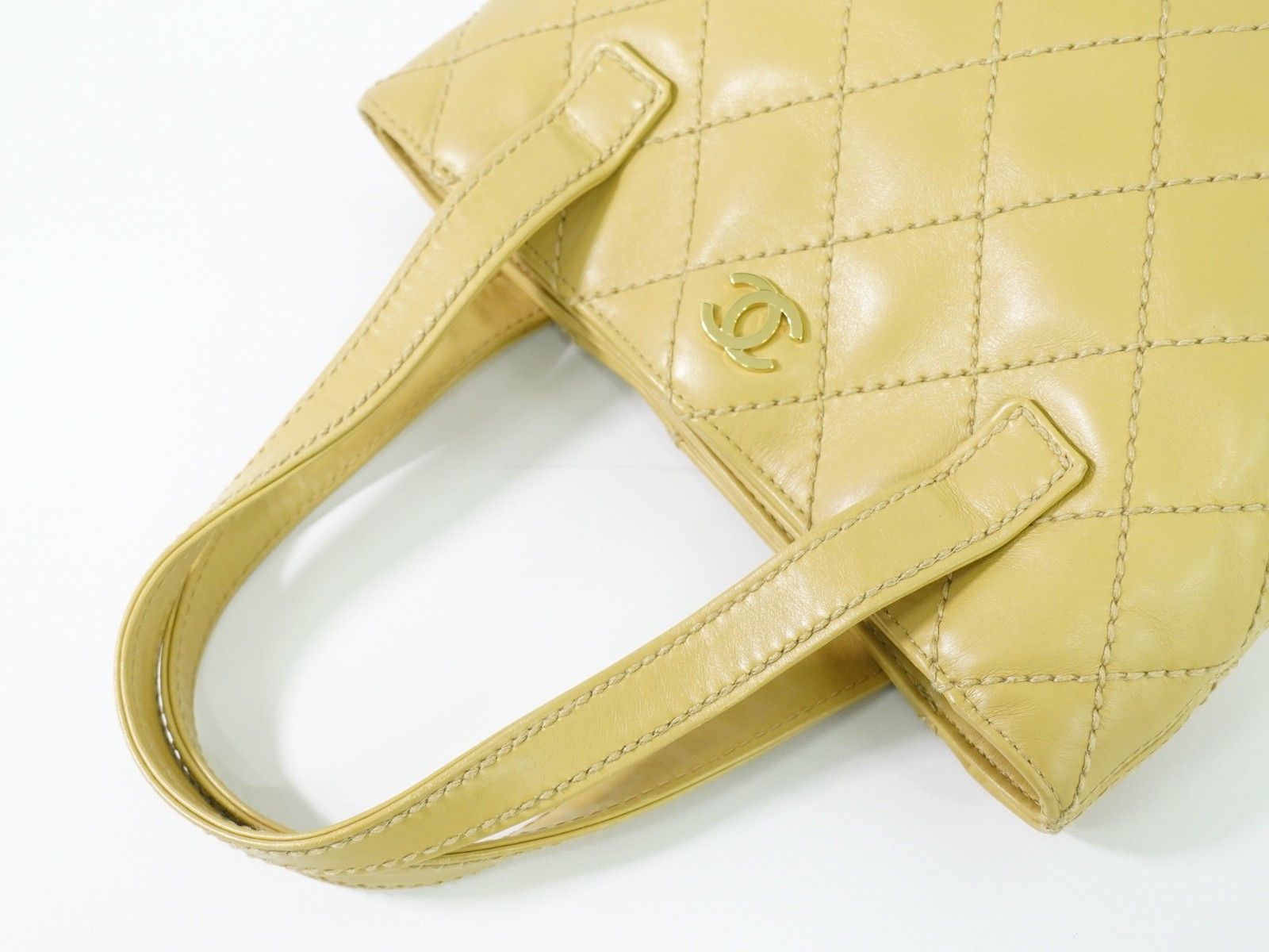 Chanel Chanel Surpique Tote Quilted Leather Size ONE SIZE - 12 Thumbnail