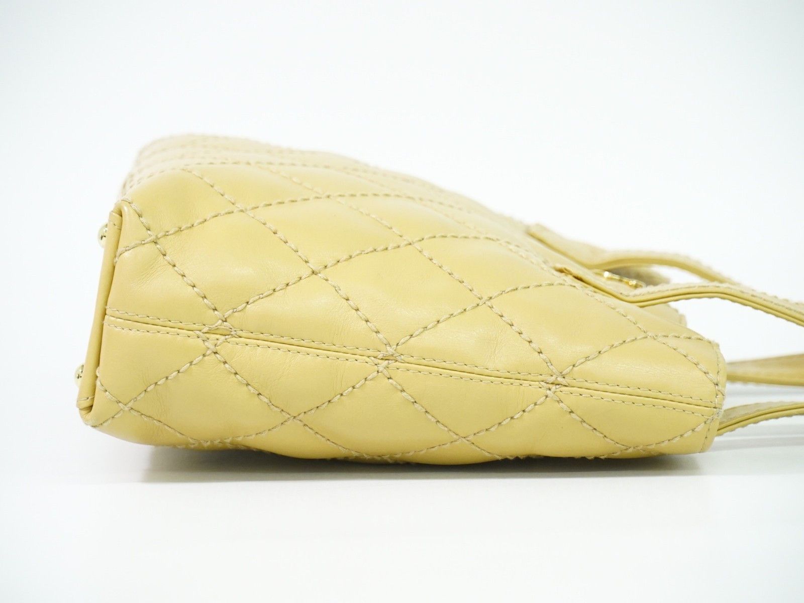 Chanel Chanel Surpique Tote Quilted Leather Size ONE SIZE - 3 Thumbnail