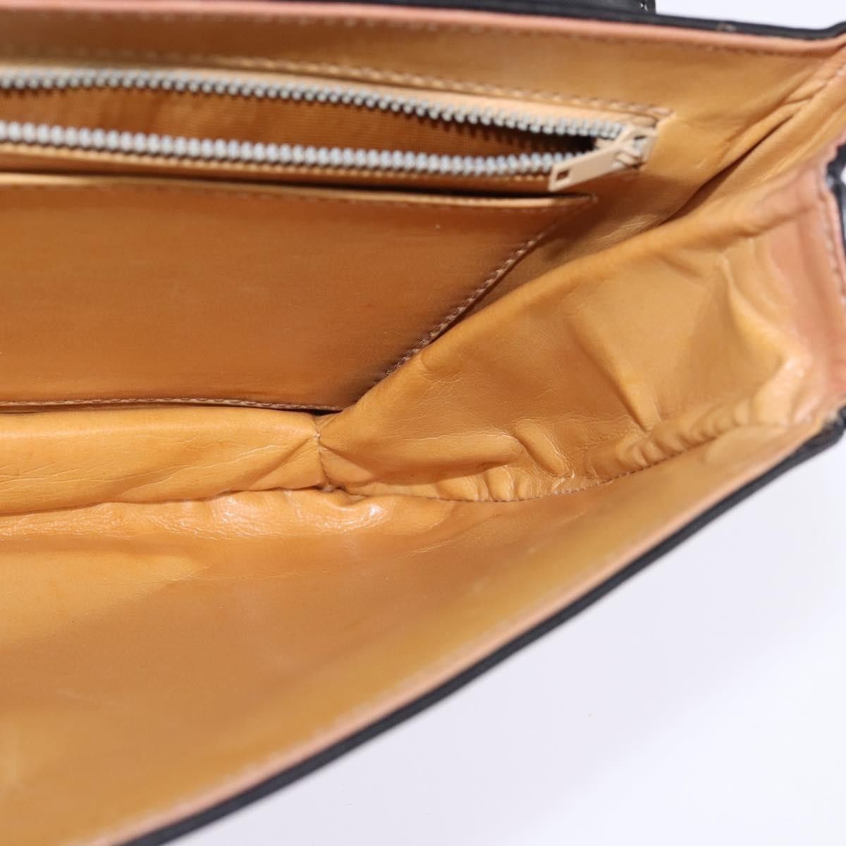 Celine Celine Vintage Triomphe Shoulder Bag Leather Size ONE SIZE - 21 Thumbnail