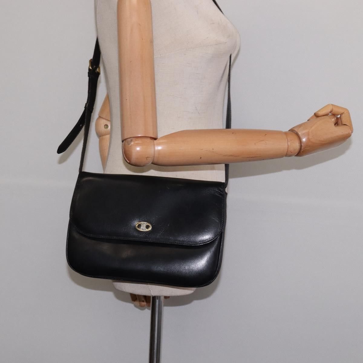 Celine Celine Vintage Triomphe Shoulder Bag Leather Size ONE SIZE - 14 Thumbnail