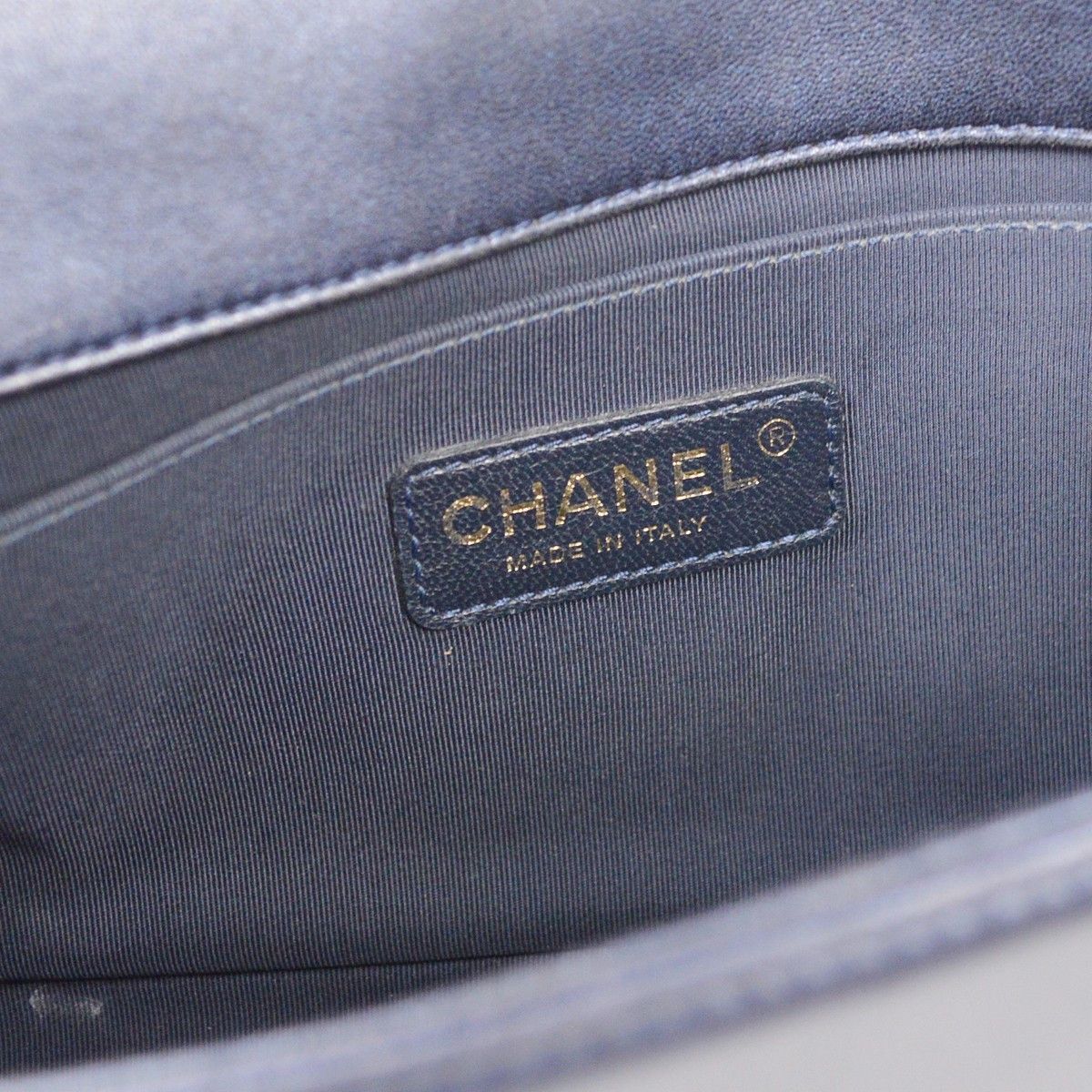 Chanel Chanel Boy Flap Bag Cube Embossed Lambskin Size ONE SIZE - 4 Thumbnail