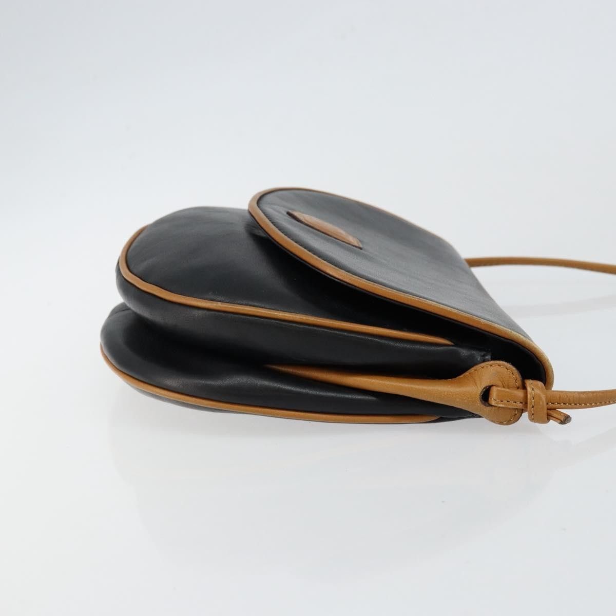 Celine Celine Vintage Flap Shoulder Bag Leather Size ONE SIZE - 3 Thumbnail