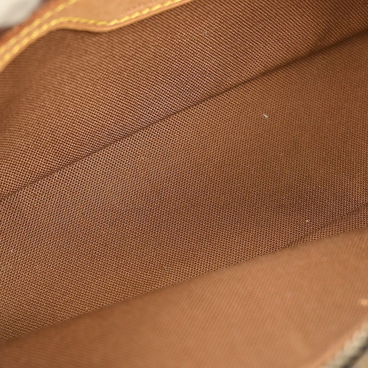 Louis Vuitton Louis Vuitton Trotteur Handbag Monogram Canvas Size ONE SIZE - 3 Thumbnail