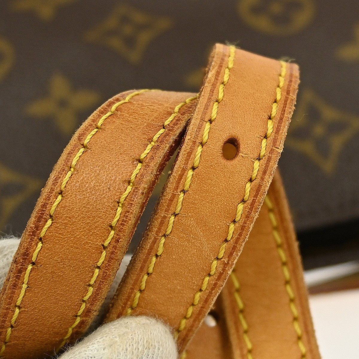 Louis Vuitton Louis Vuitton Trotteur Handbag Monogram Canvas Size ONE SIZE - 6 Thumbnail