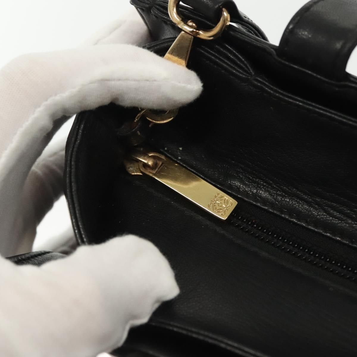 Loewe Loewe Anagram handbag Leather Size ONE SIZE - 11 Thumbnail