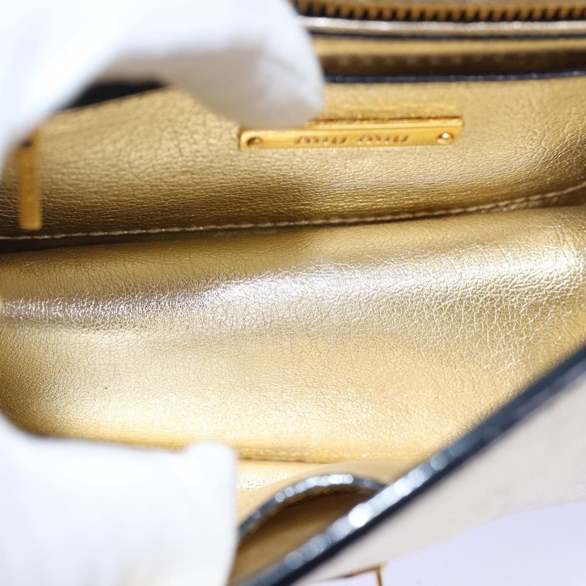 Miu Miu Miu Miu Madras Convertible Compartment Top Handle Bag Leather Size ONE SIZE - 5 Thumbnail