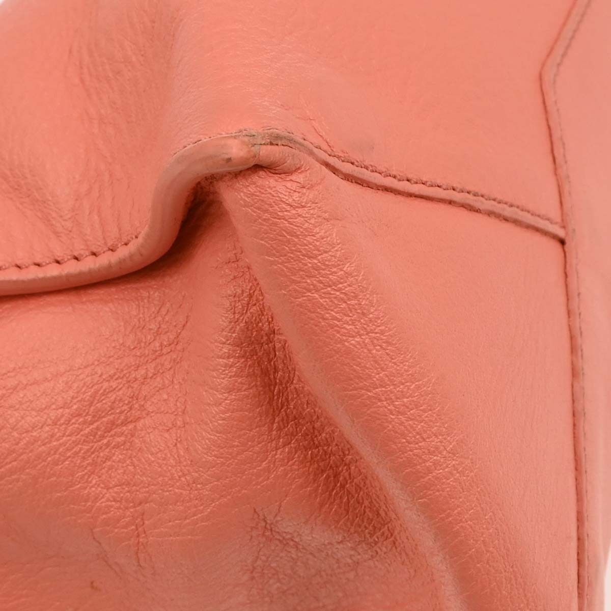 Balenciaga Balenciaga Papier A4 Zip Around Classic Studs Bag Leather Size ONE SIZE - 6 Thumbnail