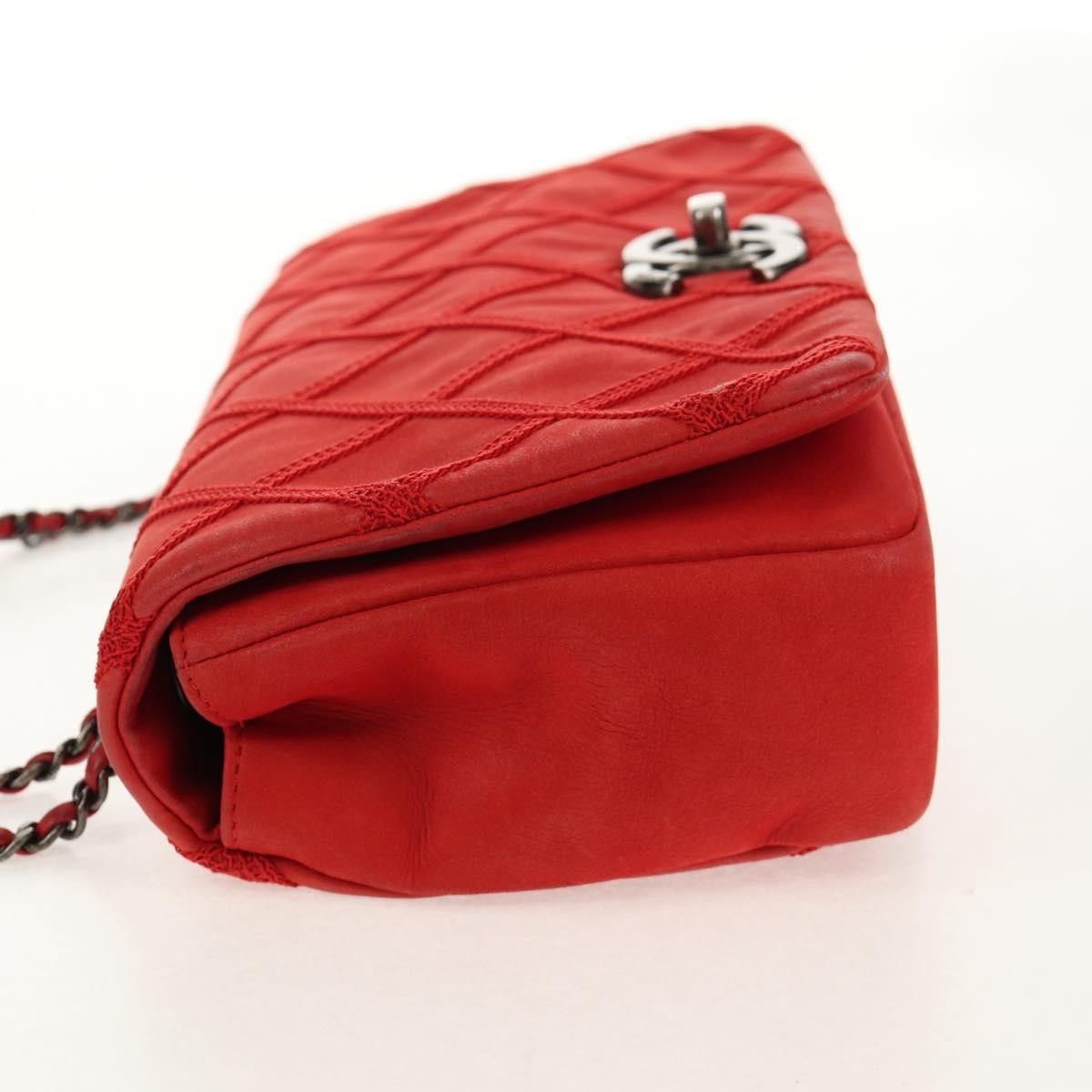 Chanel Chanel Diamond Stitch Chain Flap Bag Quilted Iridescent Calfskin Size ONE SIZE - 3 Thumbnail