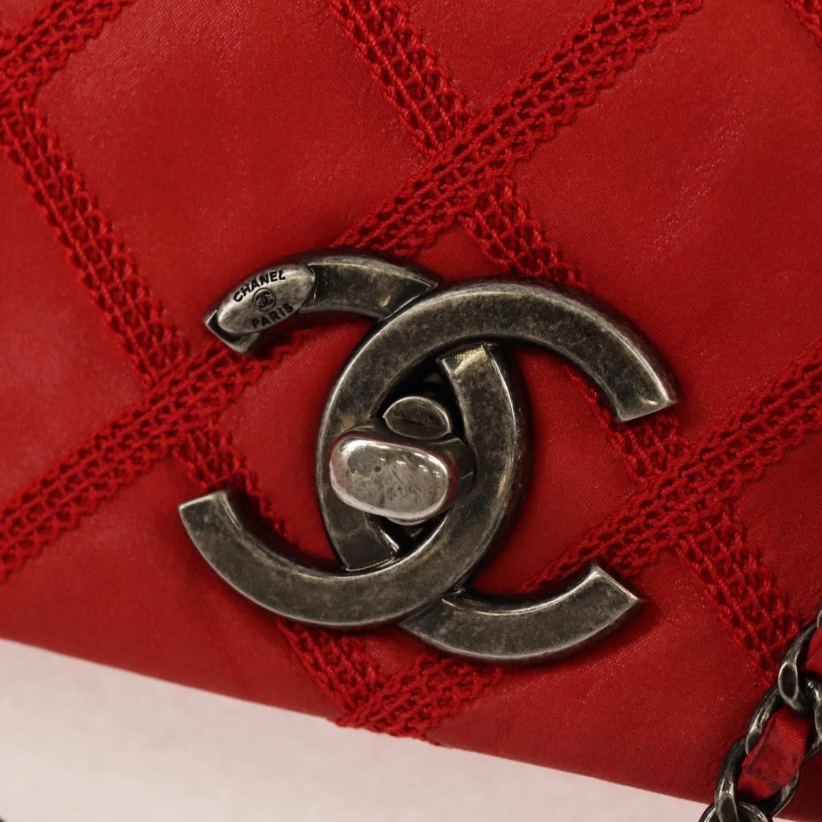 Chanel Chanel Diamond Stitch Chain Flap Bag Quilted Iridescent Calfskin Size ONE SIZE - 14 Thumbnail
