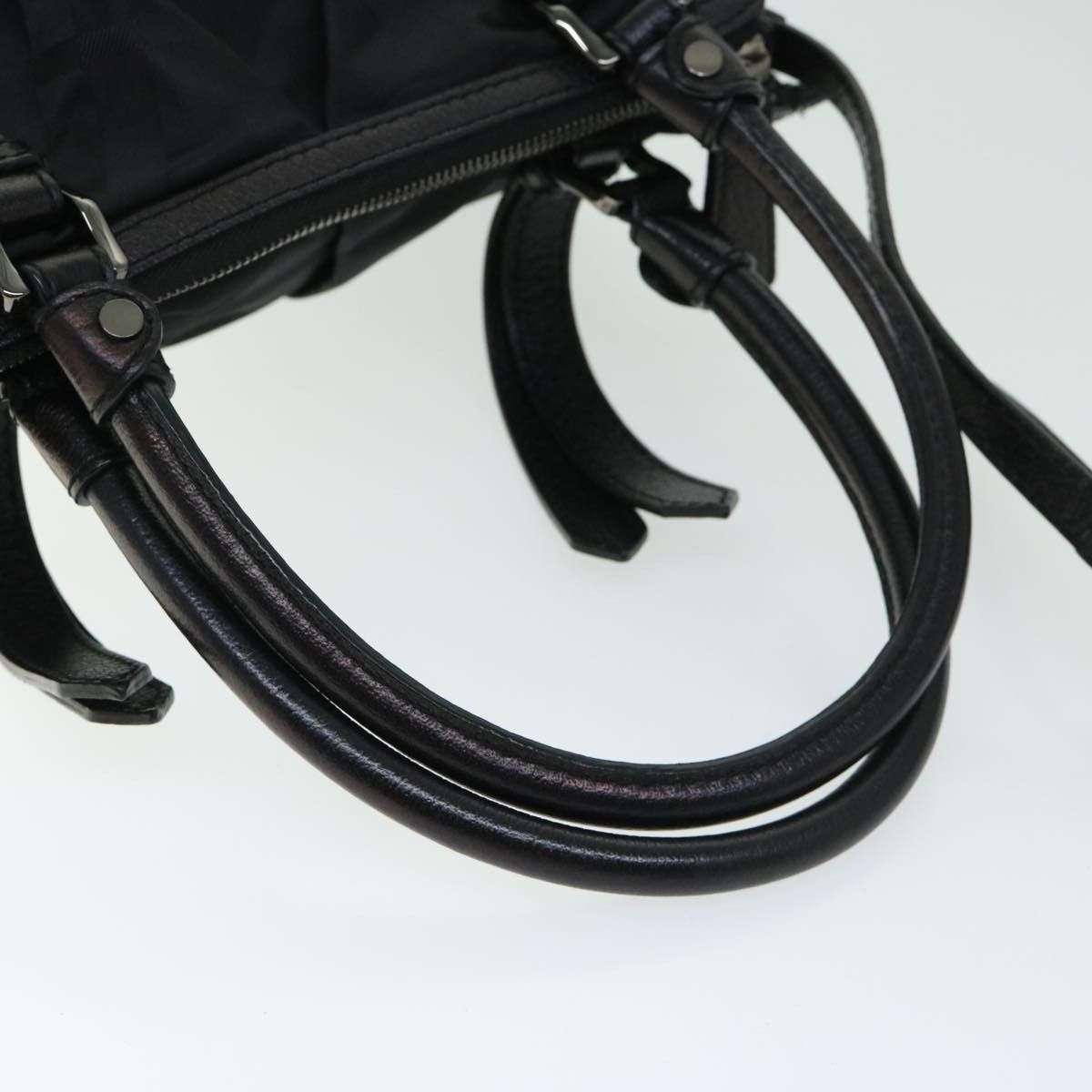 Burberry Burberry Vintage Handbag Nylon Size ONE SIZE - 8 Thumbnail