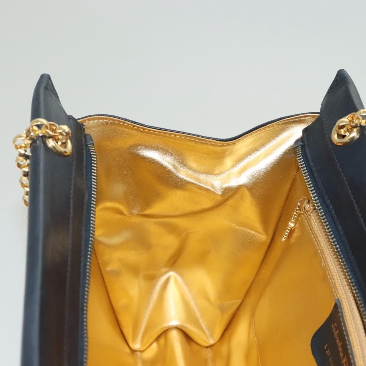 Salvatore Ferragamo Salvatore Ferragamo Chain Shoulder Bag Leather Size ONE SIZE - 19 Thumbnail