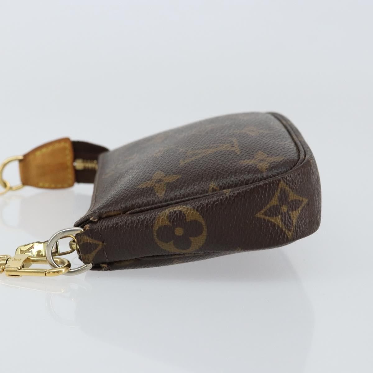 Louis Vuitton Louis Vuitton Pochette Accessoires Monogram Canvas Size ONE SIZE - 4 Thumbnail