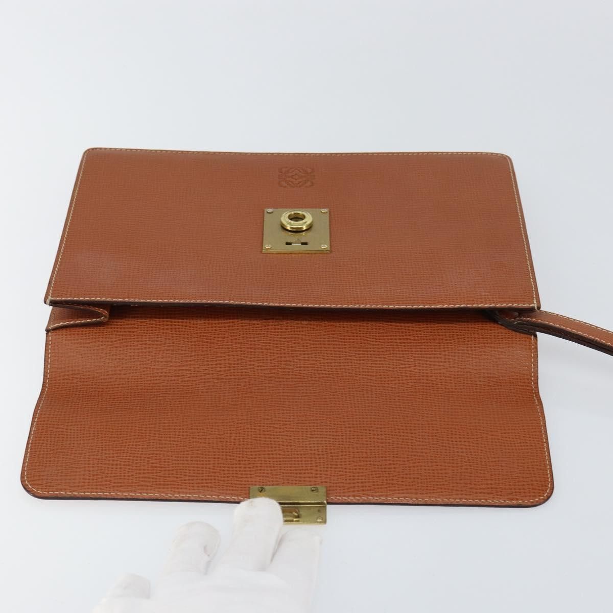 Loewe Loewe Anagram Clutch Bag Leather Size ONE SIZE - 16 Thumbnail