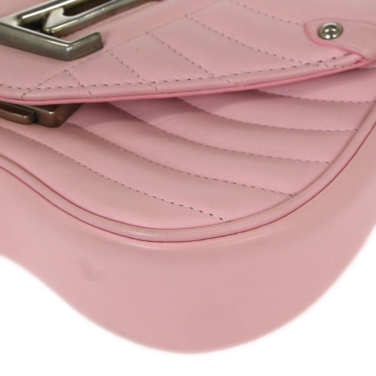 Louis Vuitton Louis Vuitton New Wave Chain Bag Quilted Leather Size ONE SIZE - 7 Thumbnail