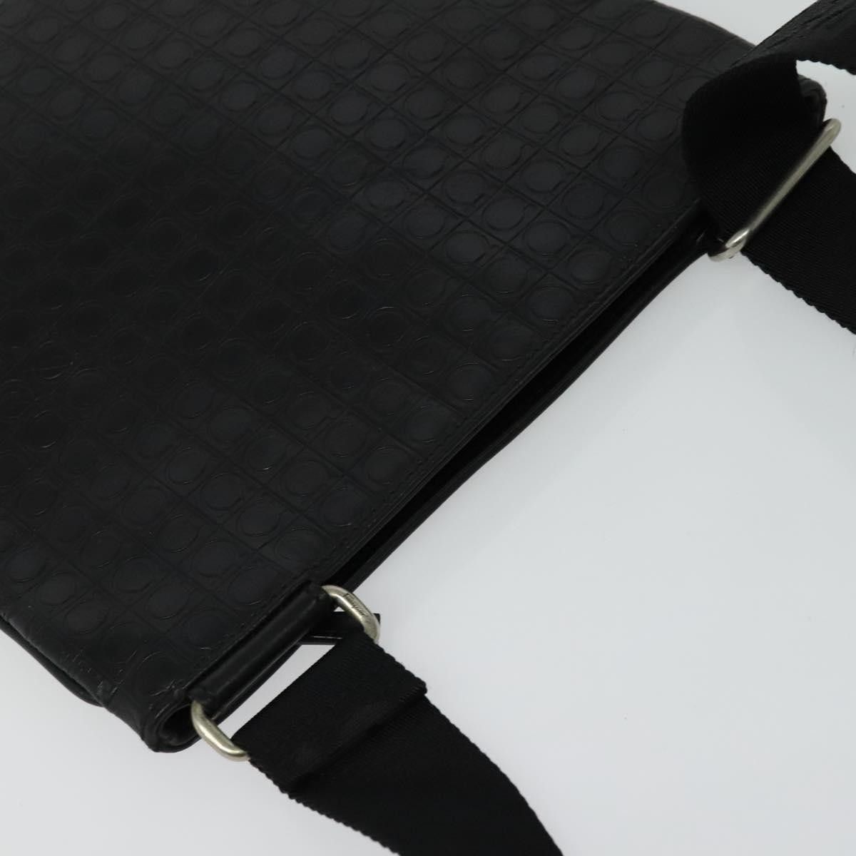 Salvatore Ferragamo Salvatore Ferragamo Gancini Shoulder Bag Leather Size ONE SIZE - 14 Thumbnail