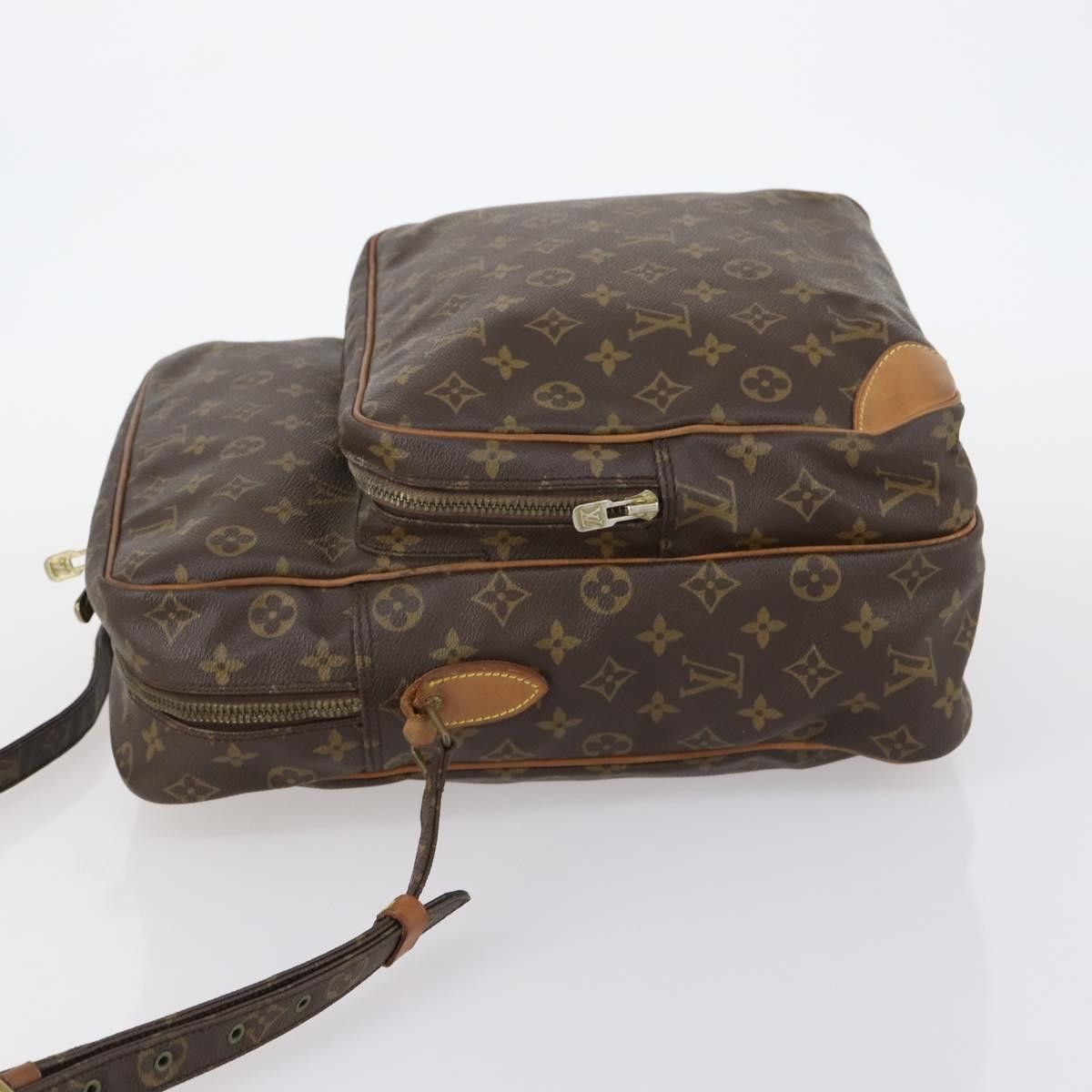 Louis Vuitton Louis Vuitton Amazone Bag Monogram Canvas Size ONE SIZE - 4 Thumbnail