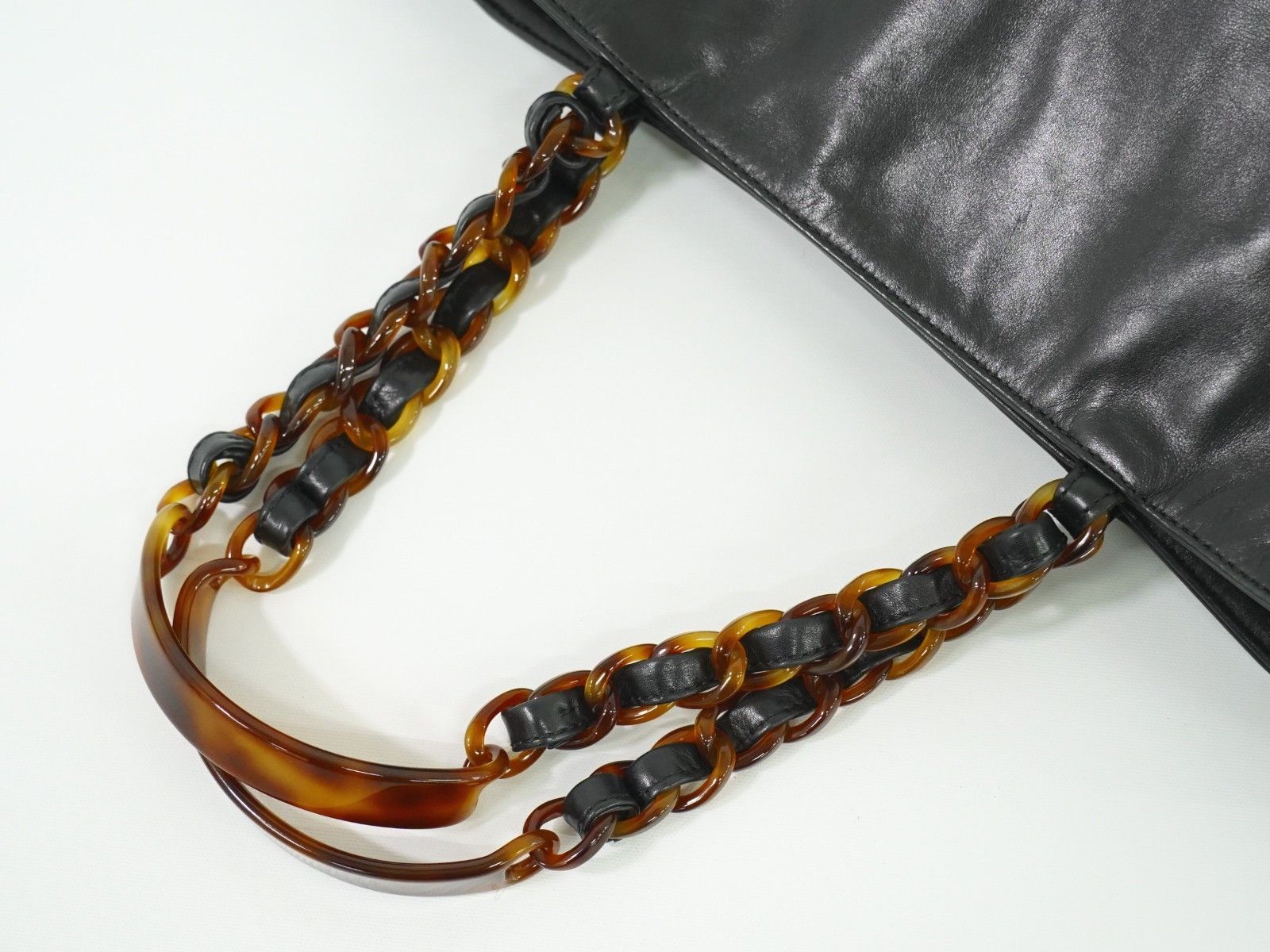 Chanel Chanel Vintage CC Resin Chain Tote Leather Size ONE SIZE - 7 Thumbnail