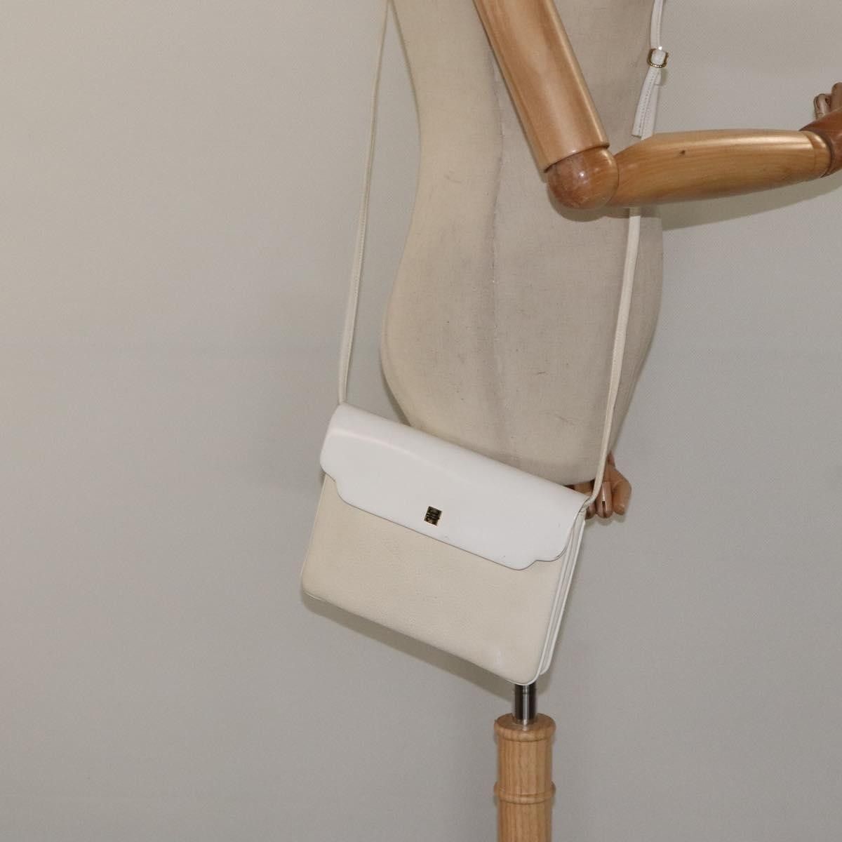 Givenchy Givenchy Vintage 4G shoulder bag Leather Size ONE SIZE - 14 Thumbnail