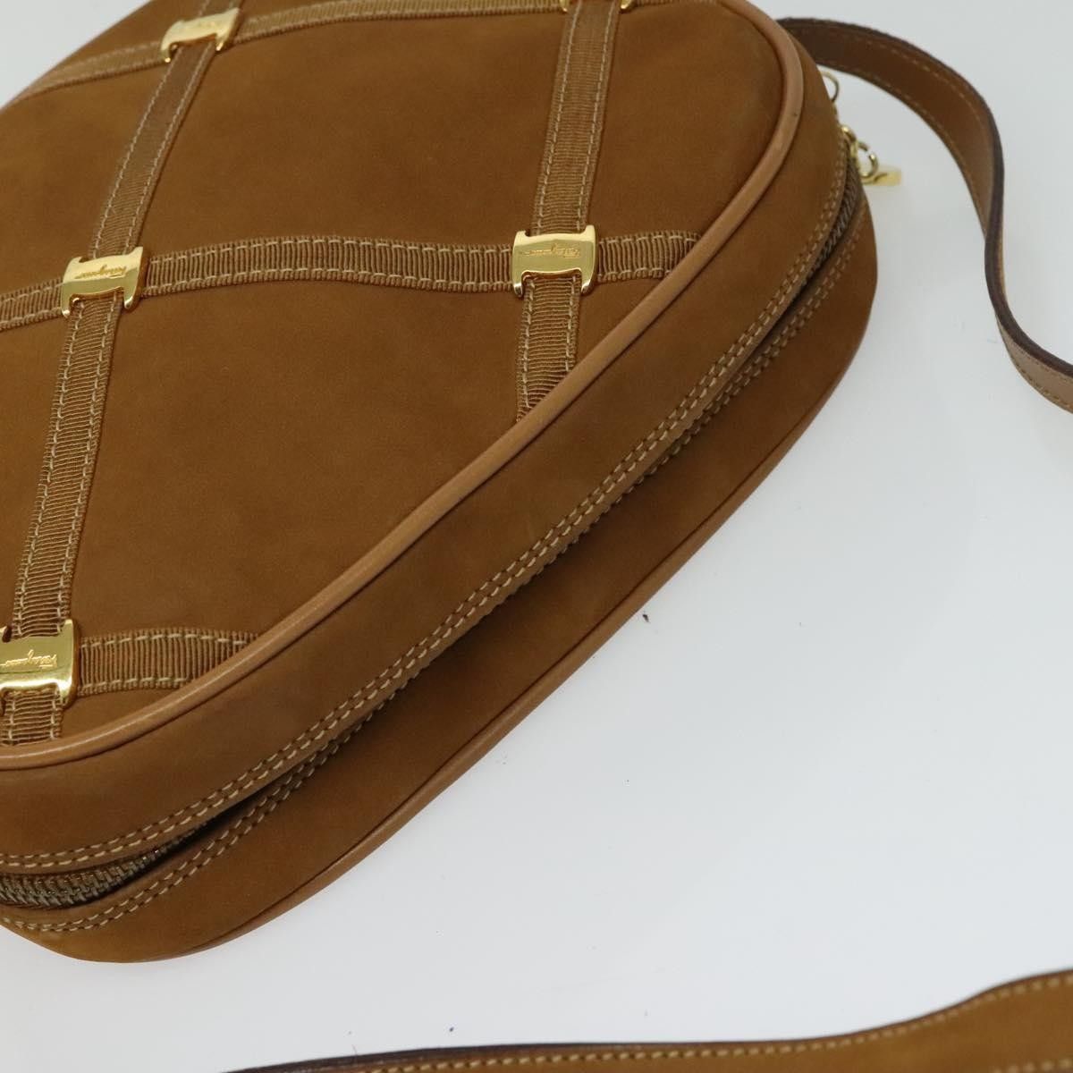 Salvatore Ferragamo Salvatore Ferragamo Vala Shoulder Bag Suede Size ONE SIZE - 14 Thumbnail