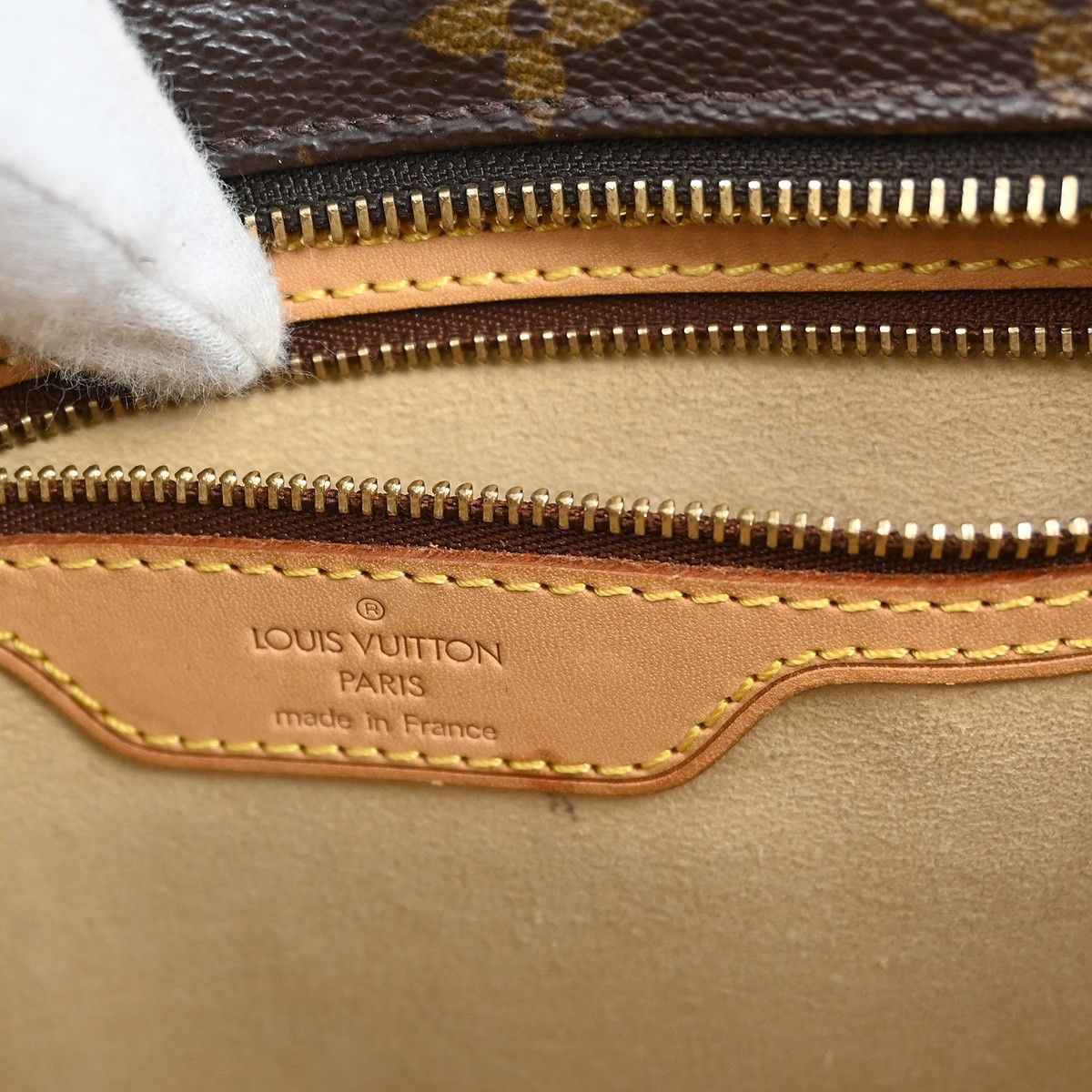 Louis Vuitton Louis Vuitton Luco Handbag Monogram Canvas Size ONE SIZE - 4 Thumbnail