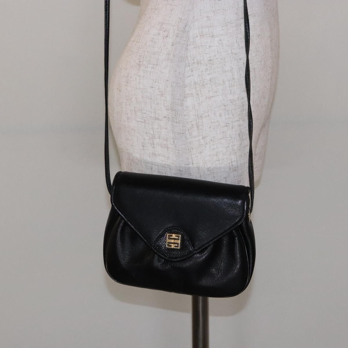 Givenchy Givenchy Vintage 4G shoulder bag Leather Size ONE SIZE - 13 Thumbnail