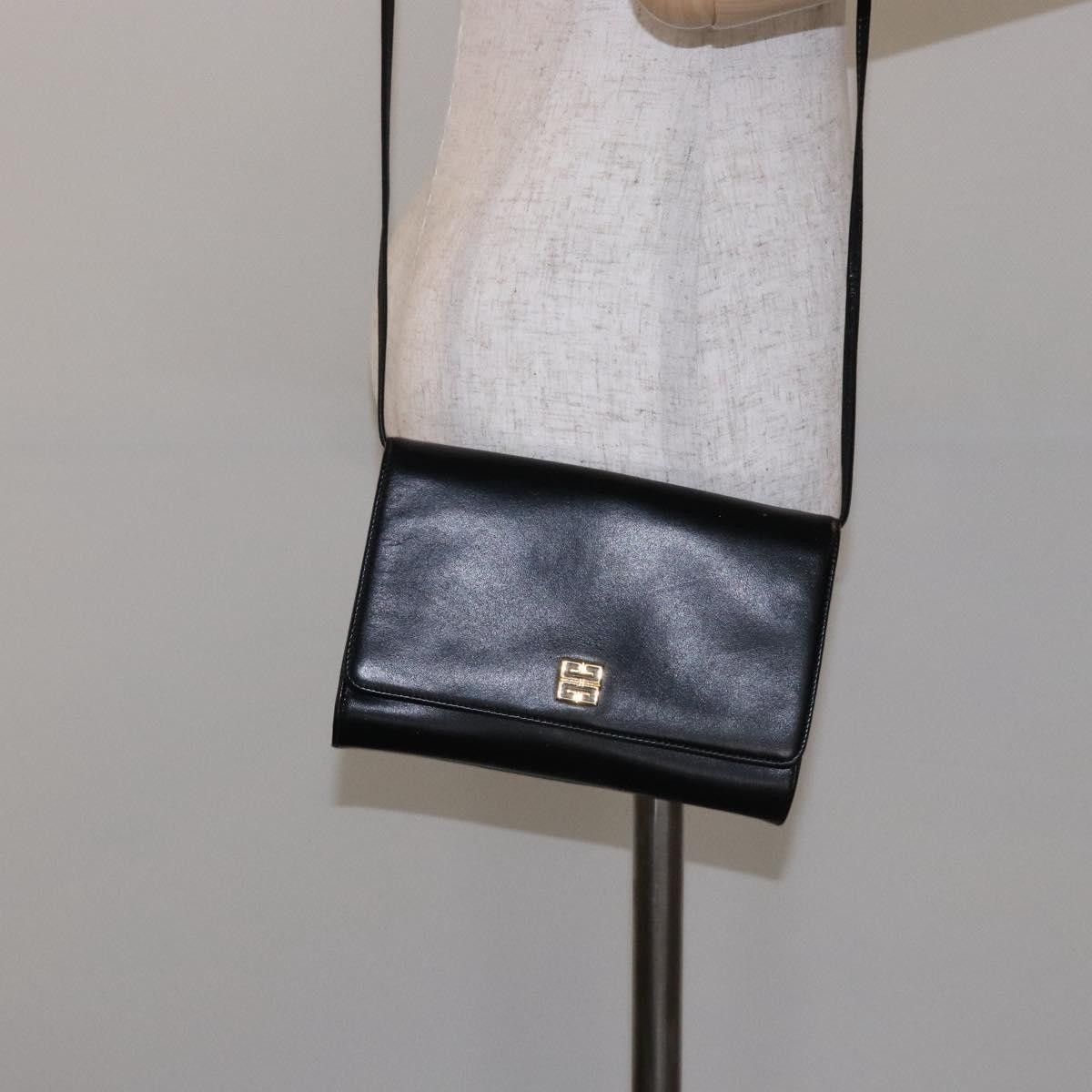Givenchy Givenchy Vintage 4G shoulder bag Leather Size ONE SIZE - 13 Thumbnail
