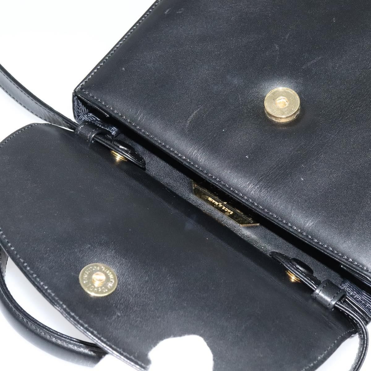 Givenchy Givenchy Vintage 4G handbag Leather Size ONE SIZE - 16 Thumbnail