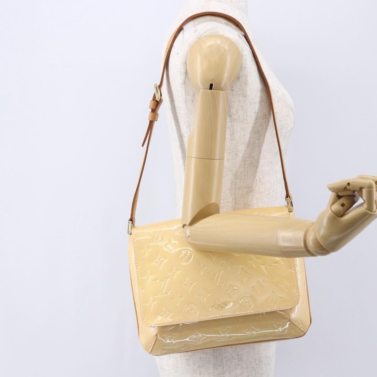 Louis Vuitton Louis Vuitton Thompson Street Handbag Monogram Vernis Size ONE SIZE - 14 Thumbnail