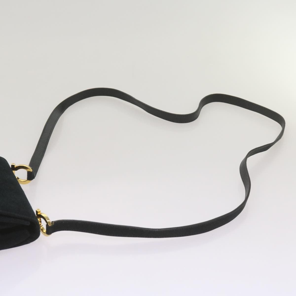 Salvatore Ferragamo Salvatore Ferragamo Gancini Shoulder Bag Suede Size ONE SIZE - 17 Thumbnail