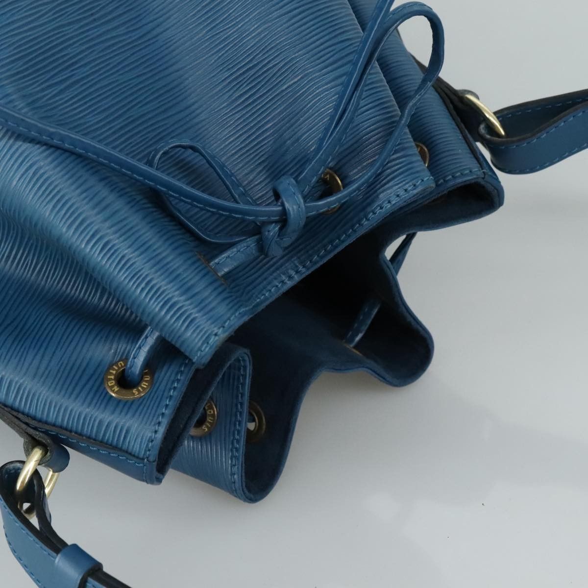Louis Vuitton Louis Vuitton Noe Handbag Epi leather Size ONE SIZE - 15 Thumbnail