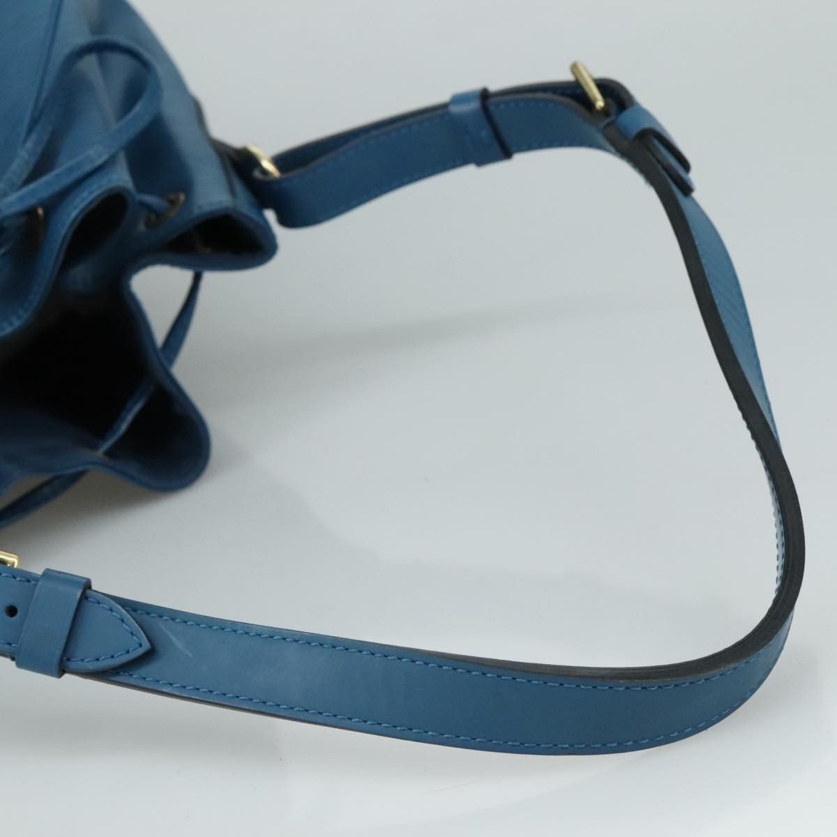 Louis Vuitton Louis Vuitton Noe Handbag Epi leather Size ONE SIZE - 8 Thumbnail