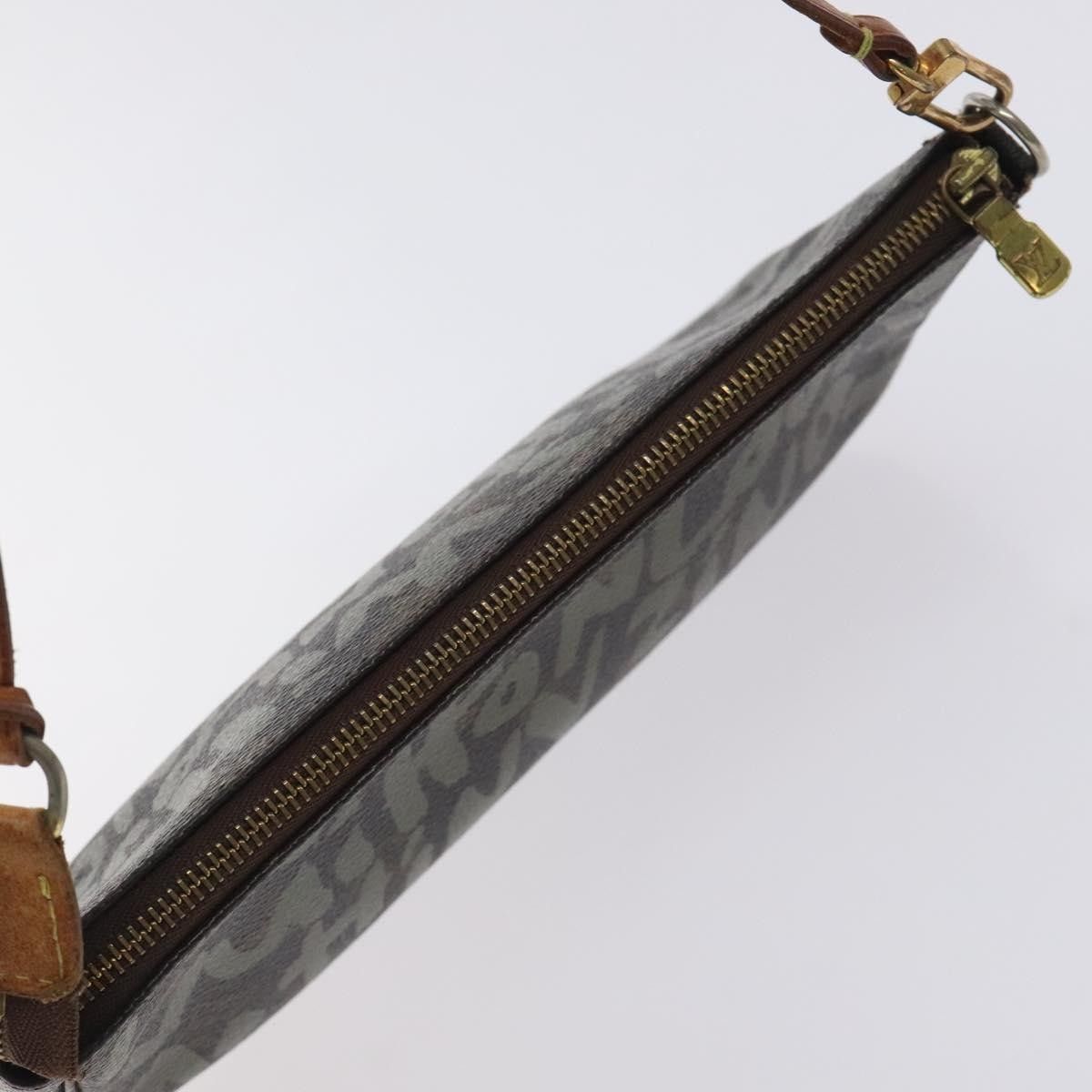 Louis Vuitton Louis Vuitton Pochette Accessoires Limited Edition Monogram Graffiti Size ONE SIZE - 16 Thumbnail