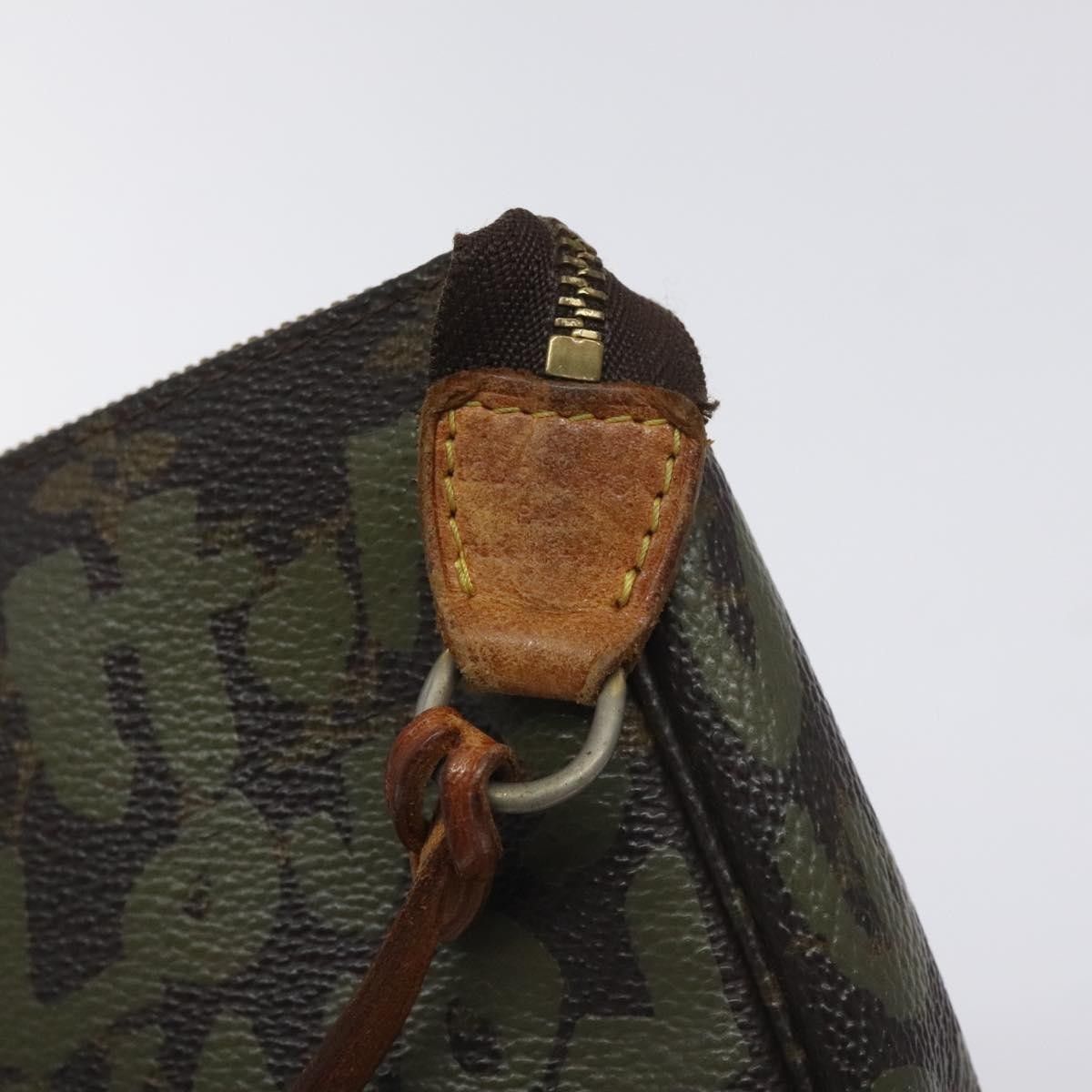 Louis Vuitton Louis Vuitton Pochette Accessoires Limited Edition Monogram Graffiti Size ONE SIZE - 6 Thumbnail