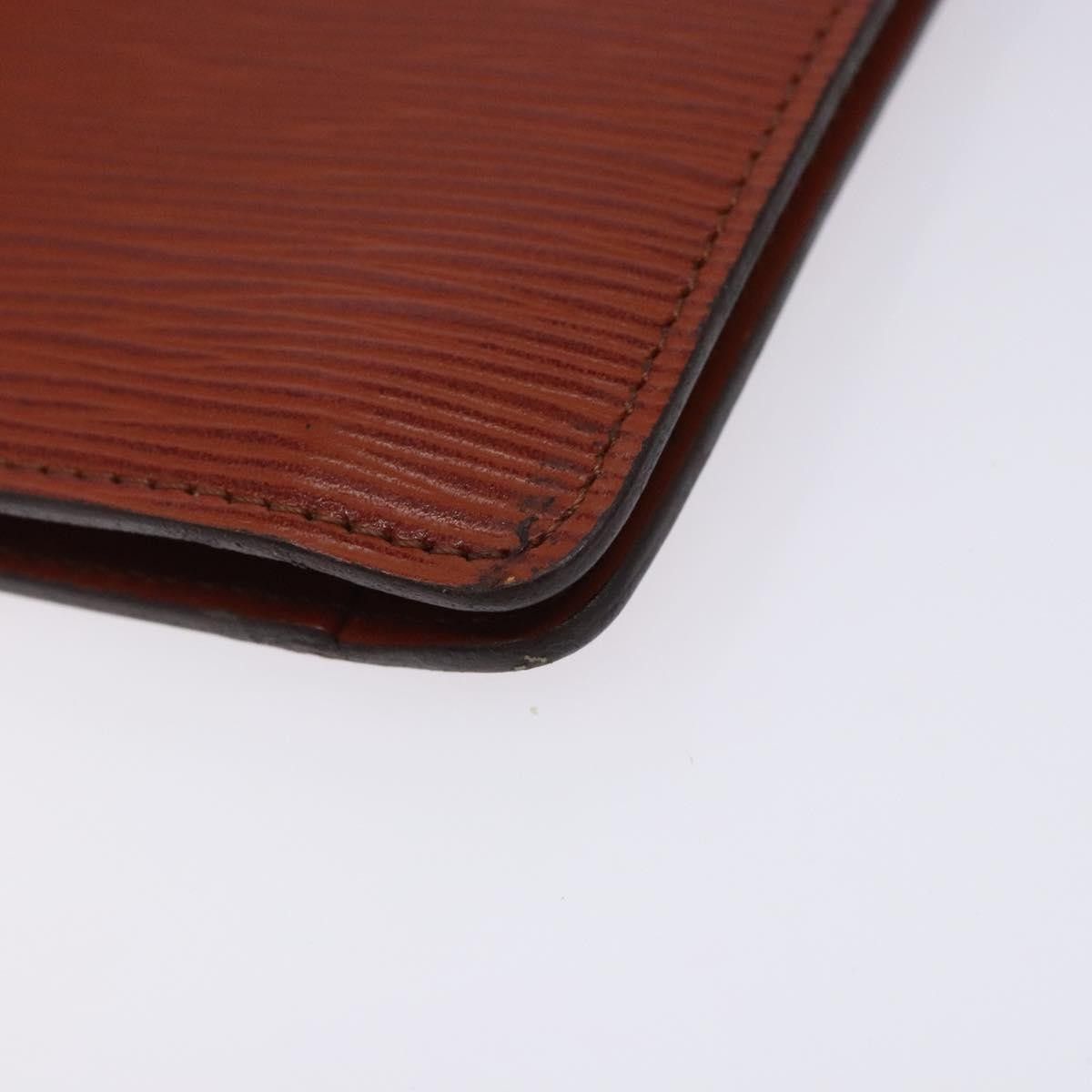 Louis Vuitton Louis Vuitton Vintage Montaigne Clutch Epi Leather Size ONE SIZE - 10 Thumbnail