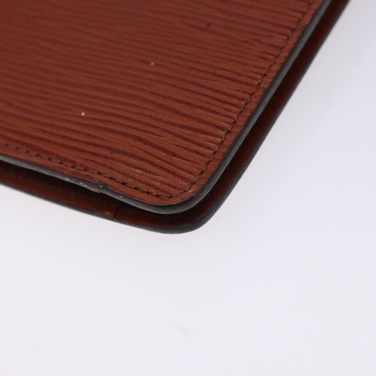 Louis Vuitton Louis Vuitton Vintage Montaigne Clutch Epi Leather Size ONE SIZE - 9 Thumbnail