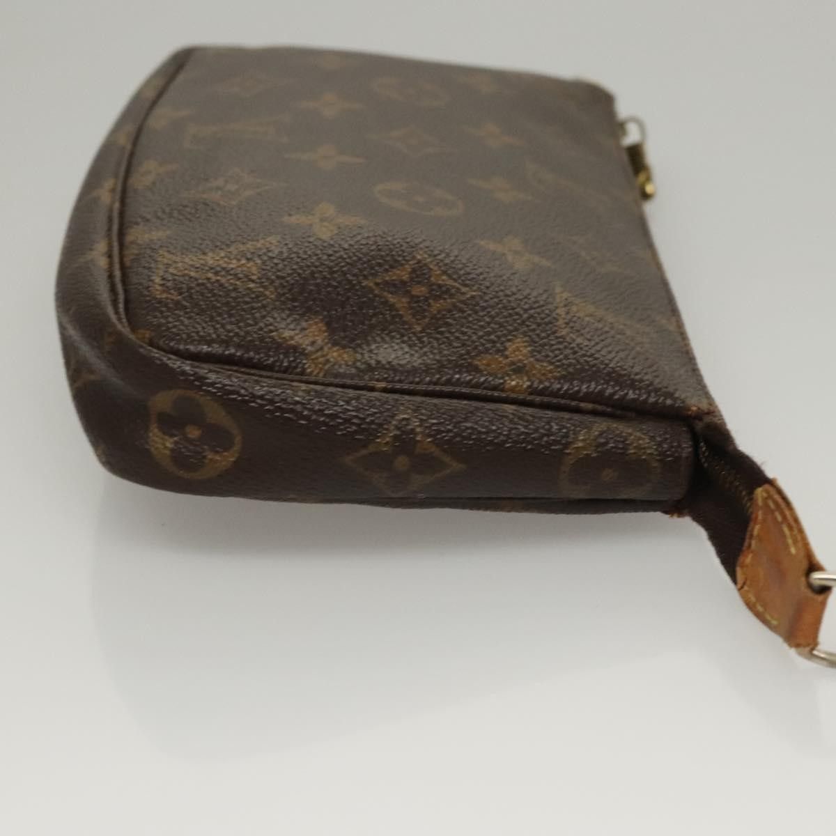 Louis Vuitton Louis Vuitton Pochette Accessoires Monogram Canvas Size ONE SIZE - 4 Thumbnail
