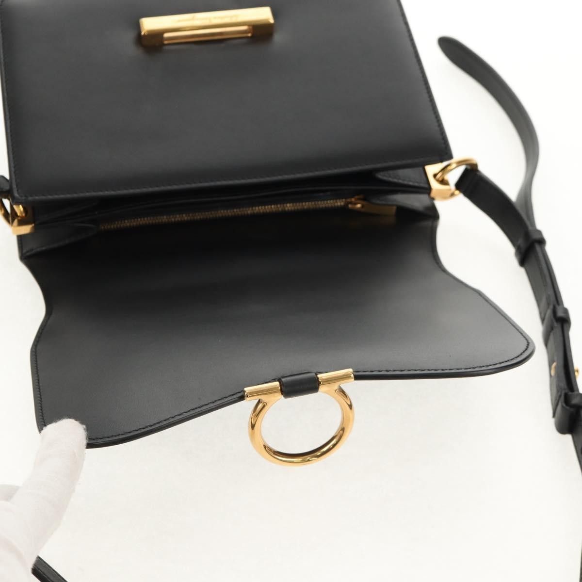 Salvatore Ferragamo Salvatore Ferragamo Joanne Shoulder Bag Leather Size ONE SIZE - 20 Thumbnail