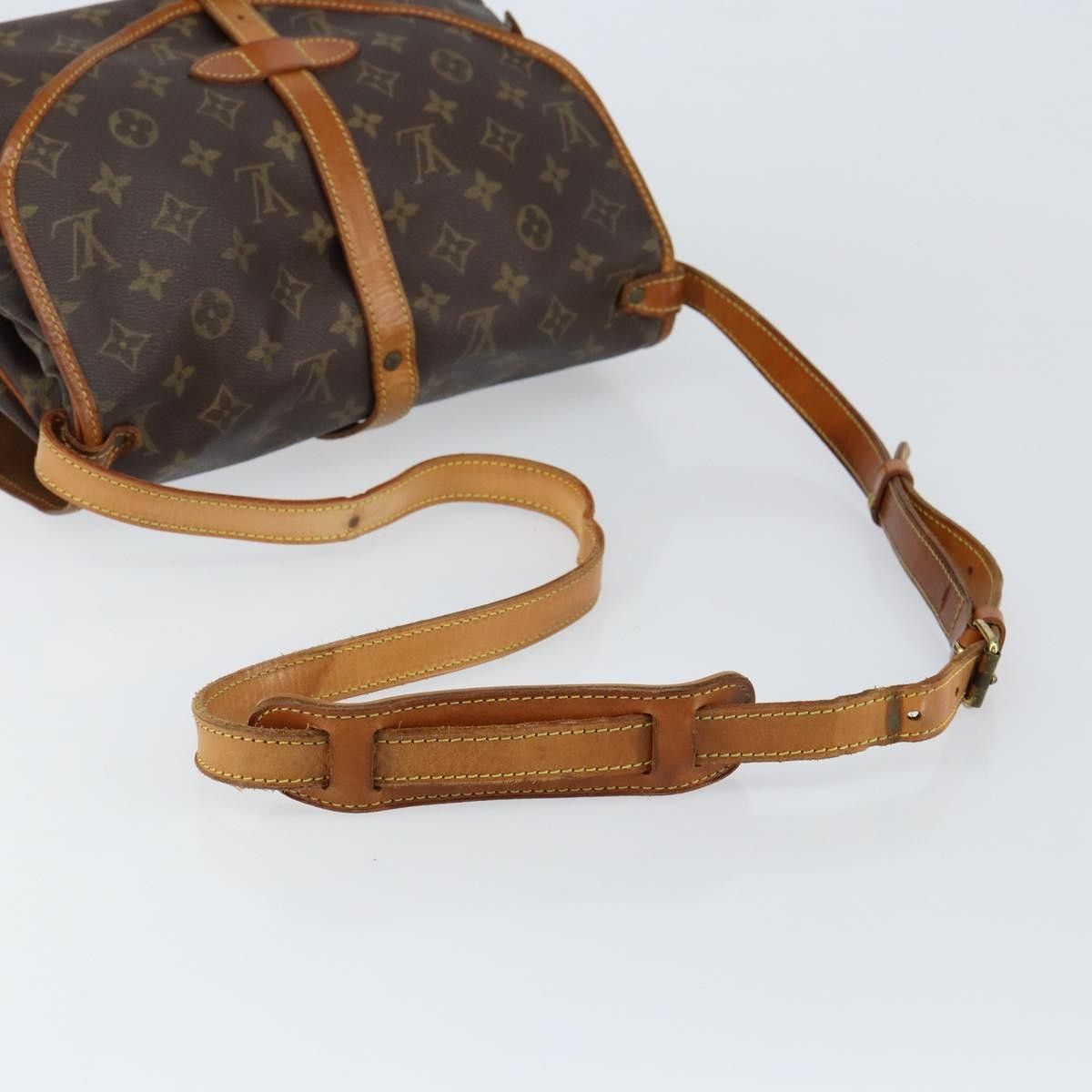 Louis Vuitton Louis Vuitton Saumur Handbag Monogram Canvas Size ONE SIZE - 8 Thumbnail