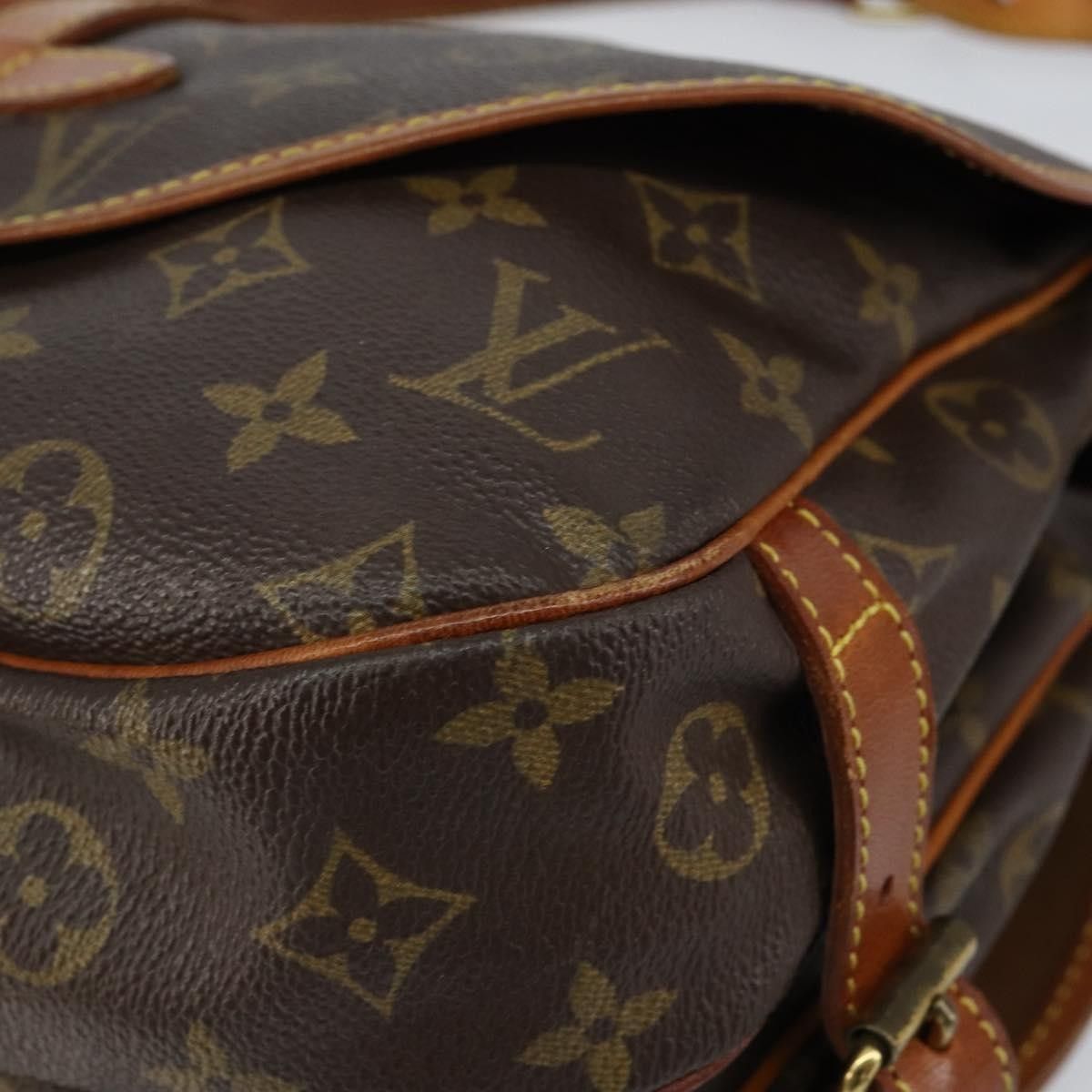 Louis Vuitton Louis Vuitton Saumur Handbag Monogram Canvas Size ONE SIZE - 9 Thumbnail