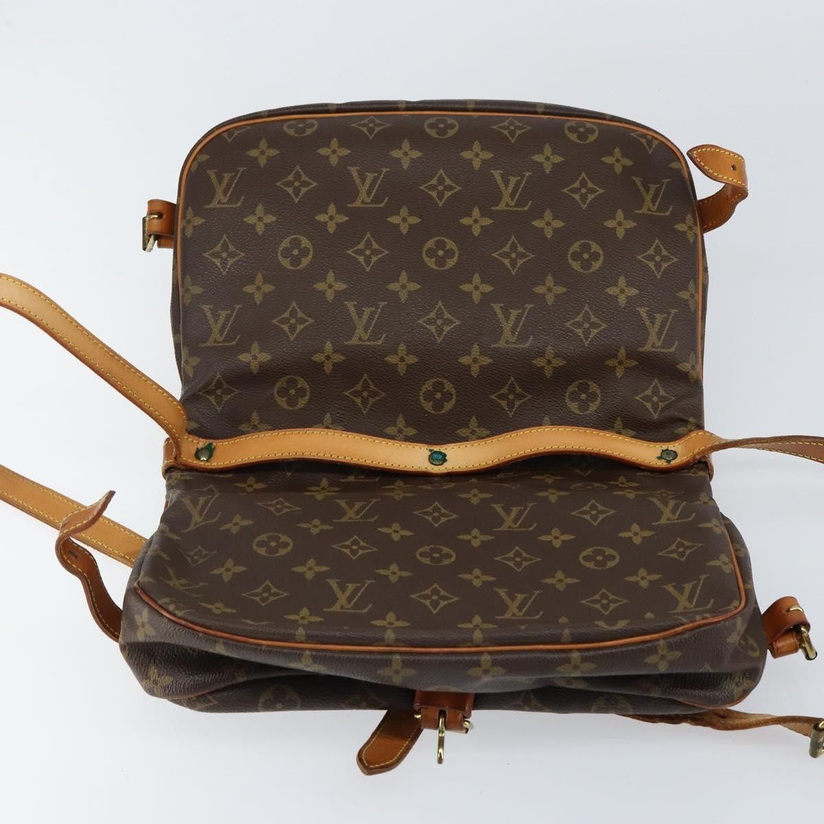 Louis Vuitton Louis Vuitton Saumur Handbag Monogram Canvas Size ONE SIZE - 17 Thumbnail