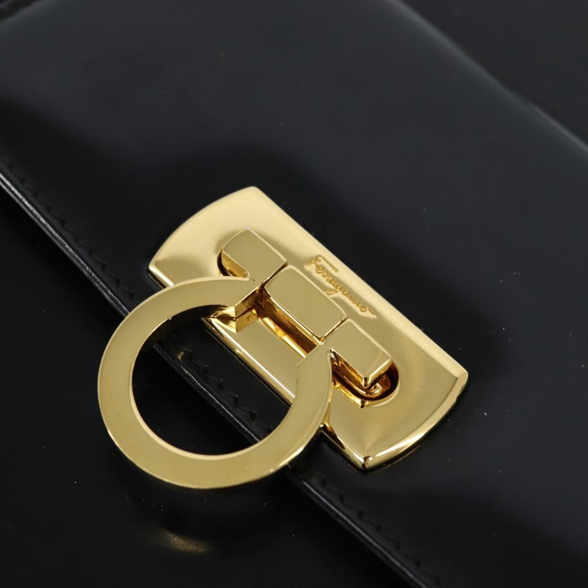 Salvatore Ferragamo Salvatore Ferragamo Gancini handbag Patent leather Size ONE SIZE - 12 Thumbnail