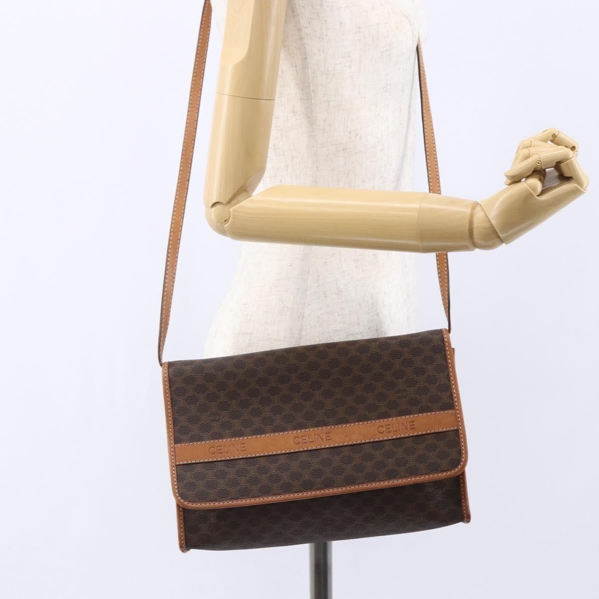 Celine Celine Vintage Macadam Shoulder Bag Canvas and Leather Size ONE SIZE - 14 Thumbnail